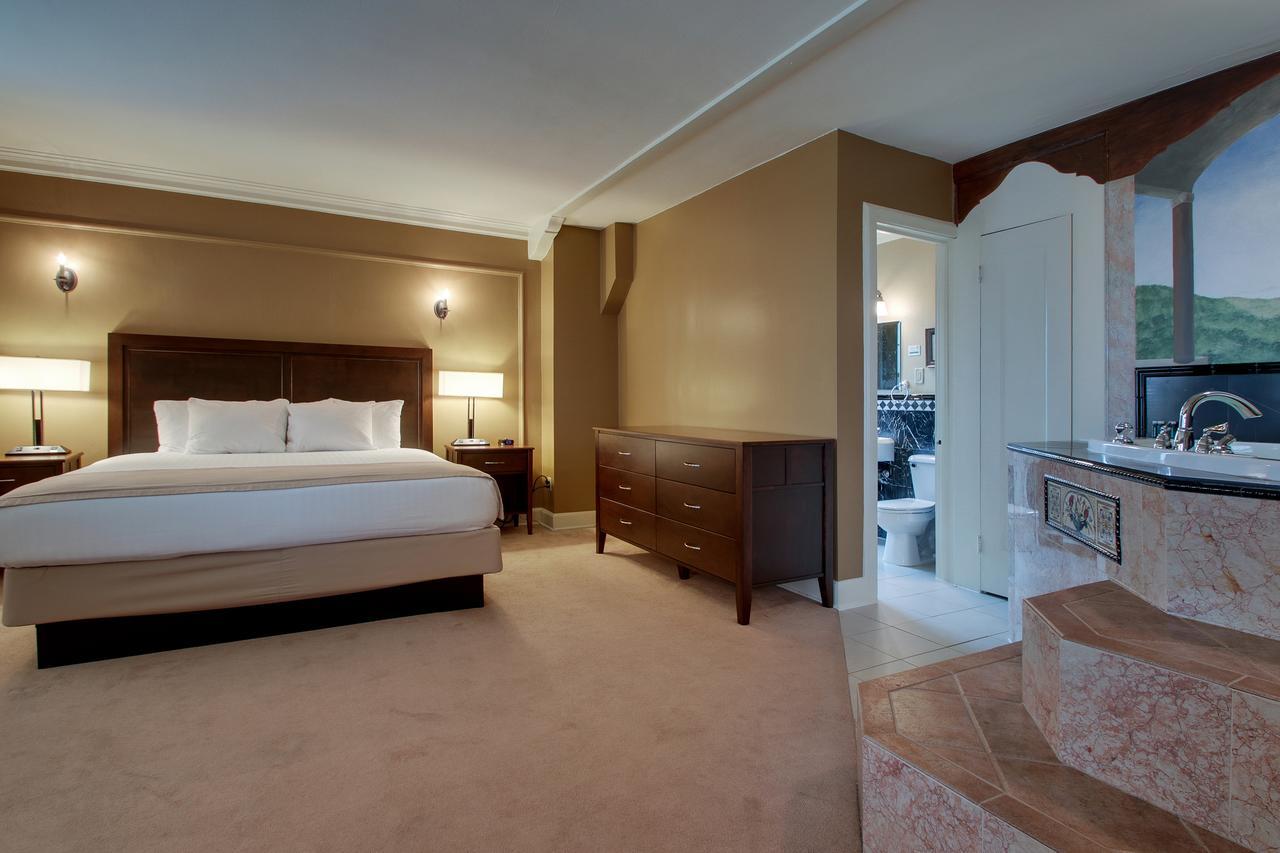 นิคเกอร์บ็อคเกอร์ ออน เดอะ เลค Hotel มิลวอกี ภายนอก รูปภาพ